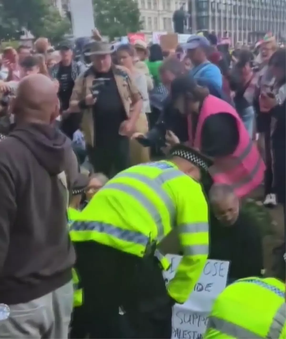 Londra\'da Filistin\'e Destek Gösterisi