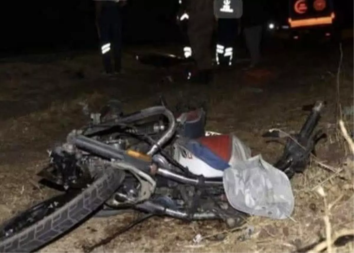 Motosiklet Kazasında Genç Yaşamını Yitirdi