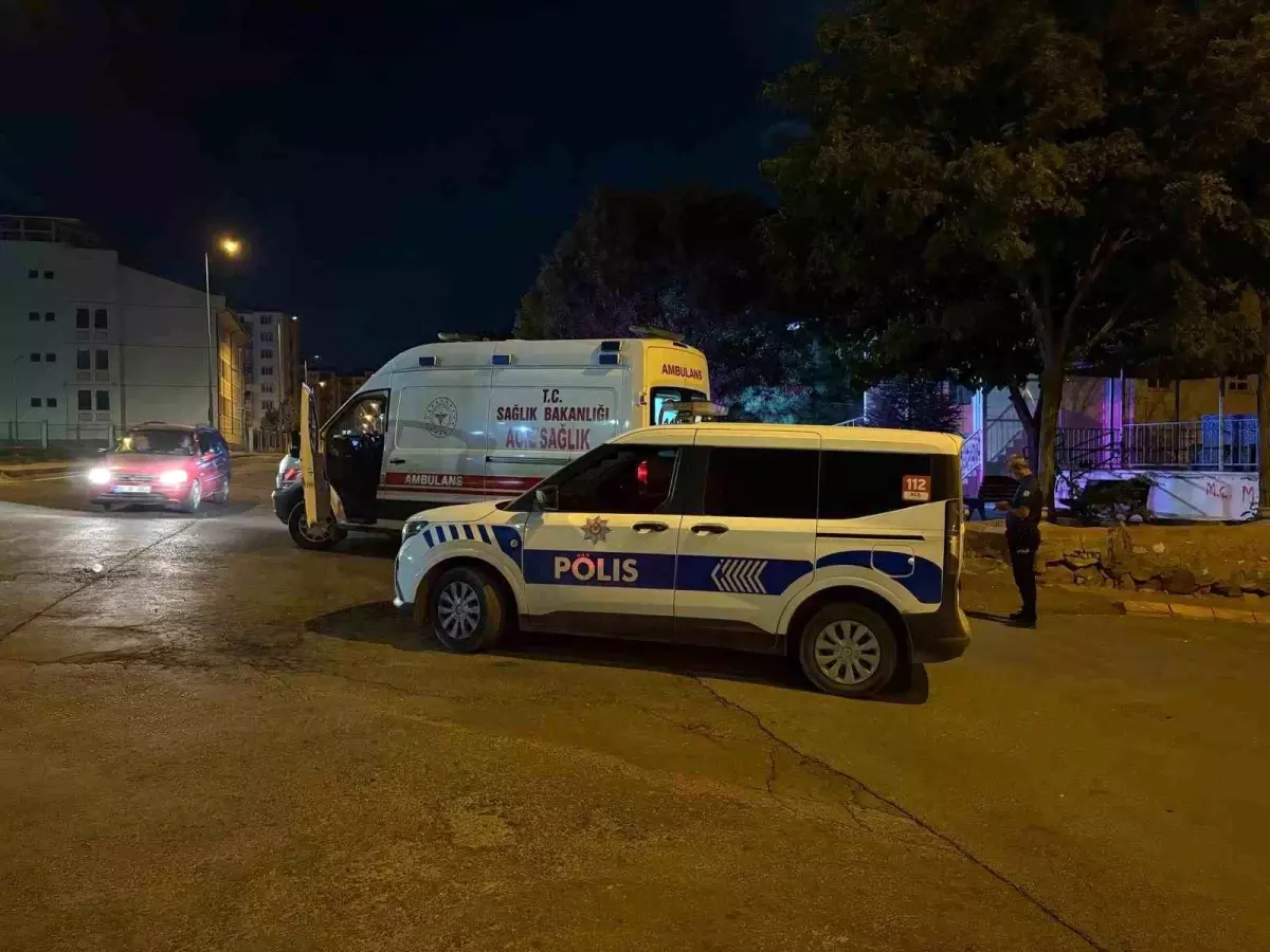 Kayseri\'de Bıçaklı Kavga: 1 Yaralı