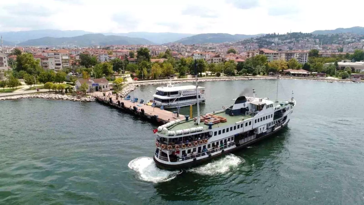 Kocaeli\'de Deniz Ulaşımında Kış Tarifesi: Seferler Artıyor, Bilet Ücretleri Yüzde 50 İndiriliyor