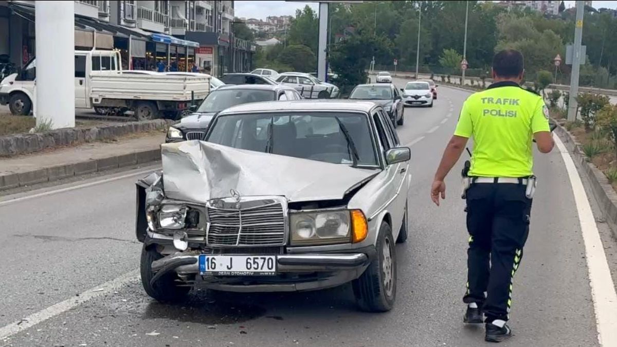 Bartın\'da Trafik Kazası: 2 Yaralı