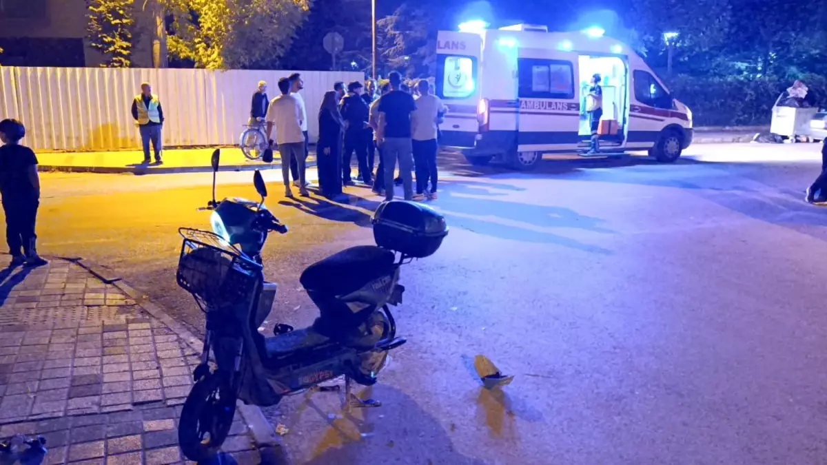 Bursa\'da Elektrikli Bisiklet Sürücüsü Ağır Yaralandı