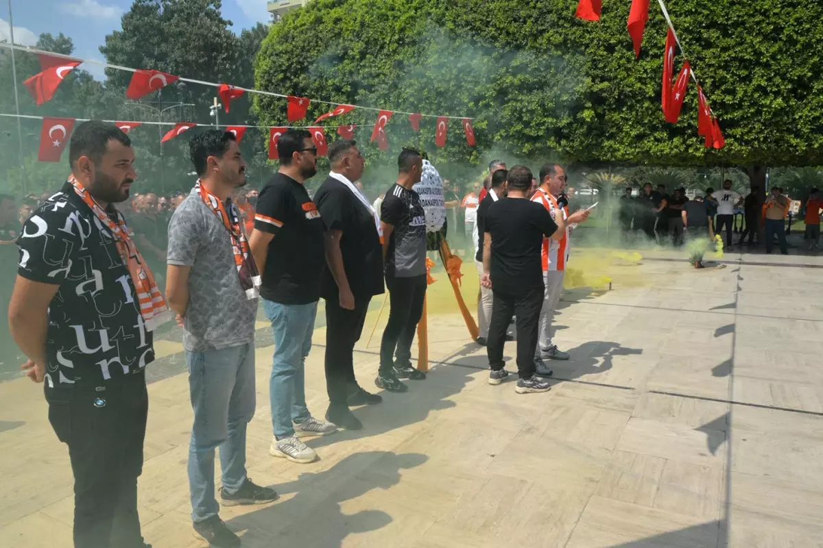 Hisseleri almak istiyorlar! Taraftarlar, Adanaspor\'a talip oldu