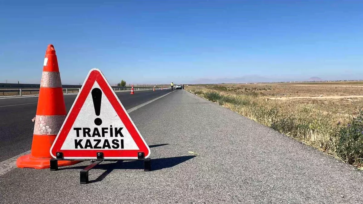 Karaman\'da Kaza: 3 Kişilik Aile Ölümden Döndü