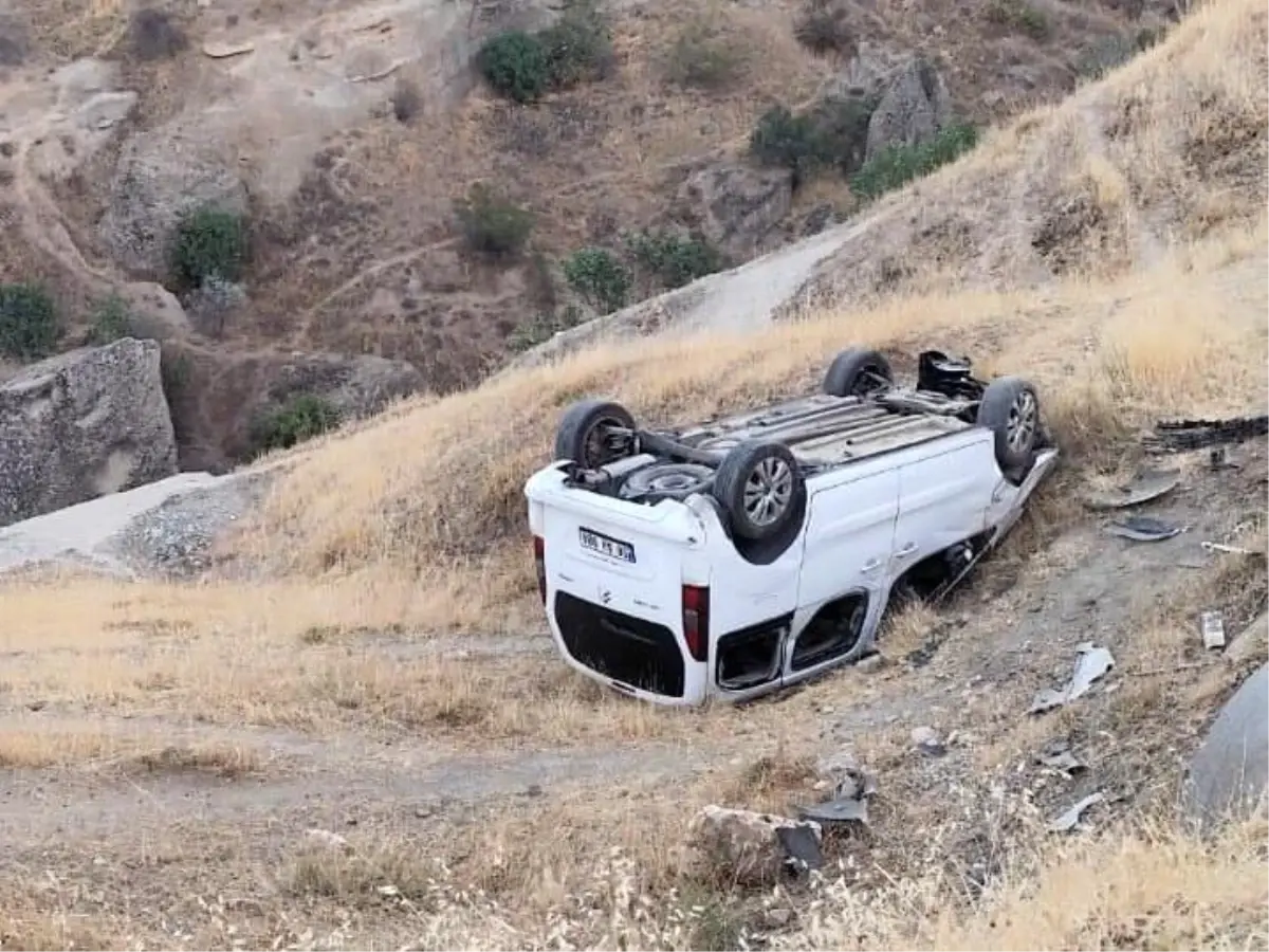 Kurtalan\'da Trafik Kazası: 4 Yaralı