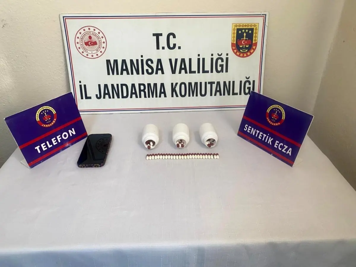 Manisa\'da Sentetik Ecza Operasyonu
