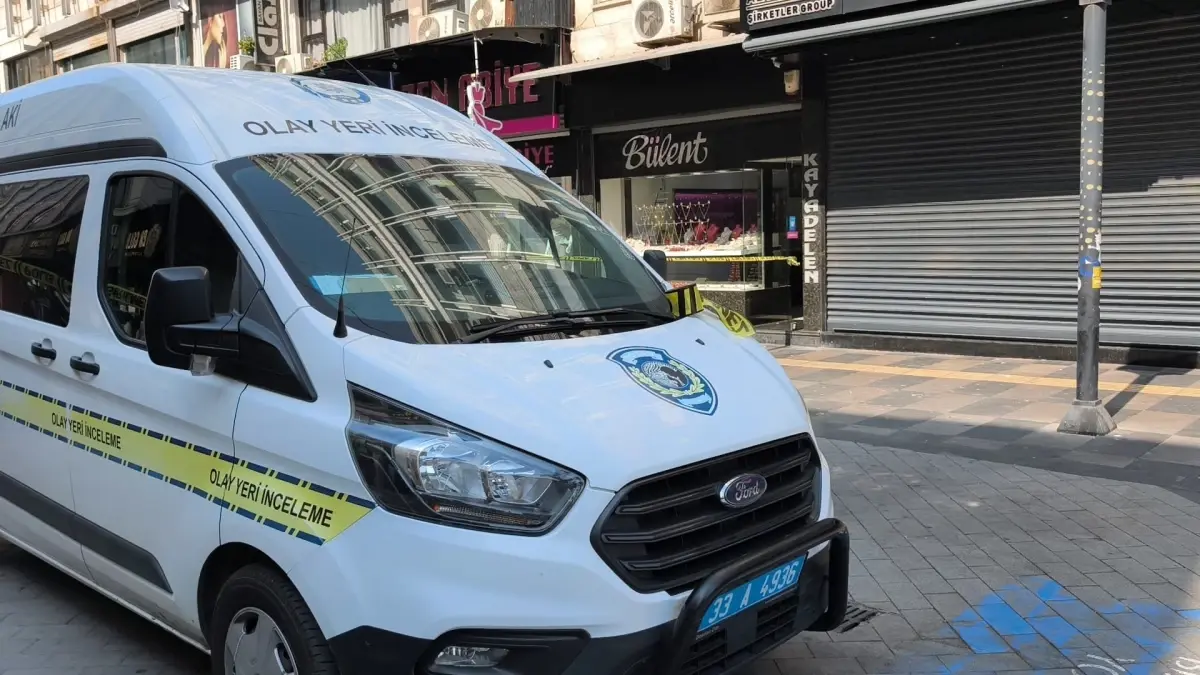 Mersin\'de Kuyumcuya Hırsızlık