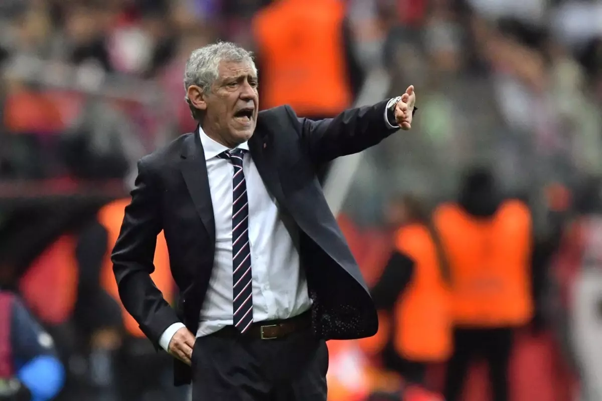 Fernando Santos Azerbaycan\'dan kovuldu 