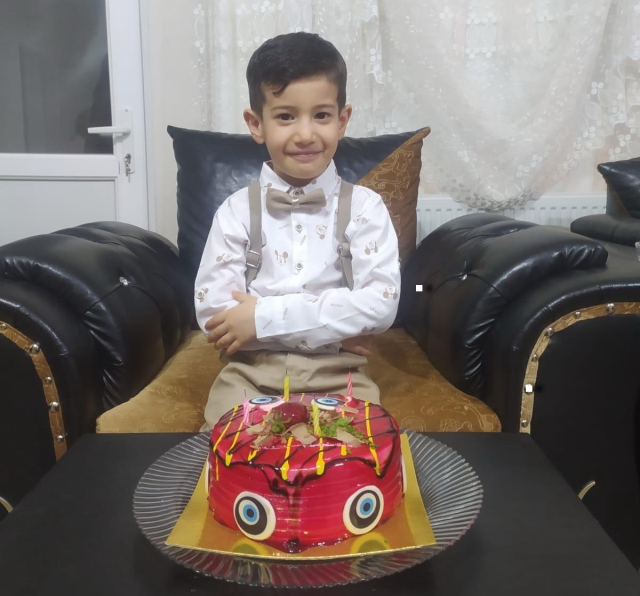 Bagajda mahsur kalan çocuk korkunç şekilde can verdi