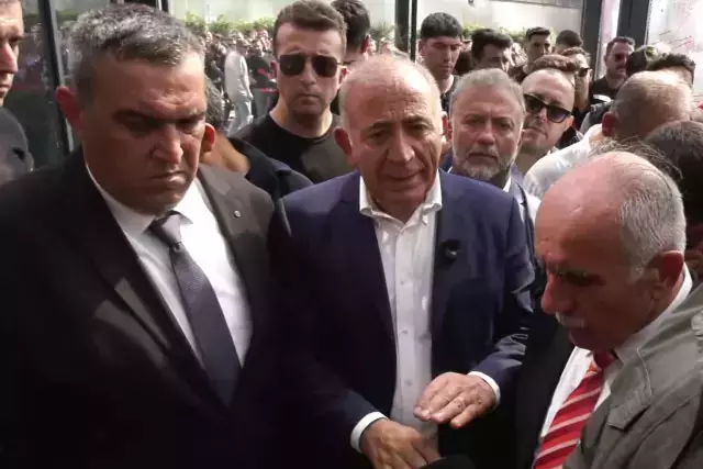 CHP, yeni yönetim seçilene kadar İstanbul İl Başkanlığı'nı kapatma kararı aldı