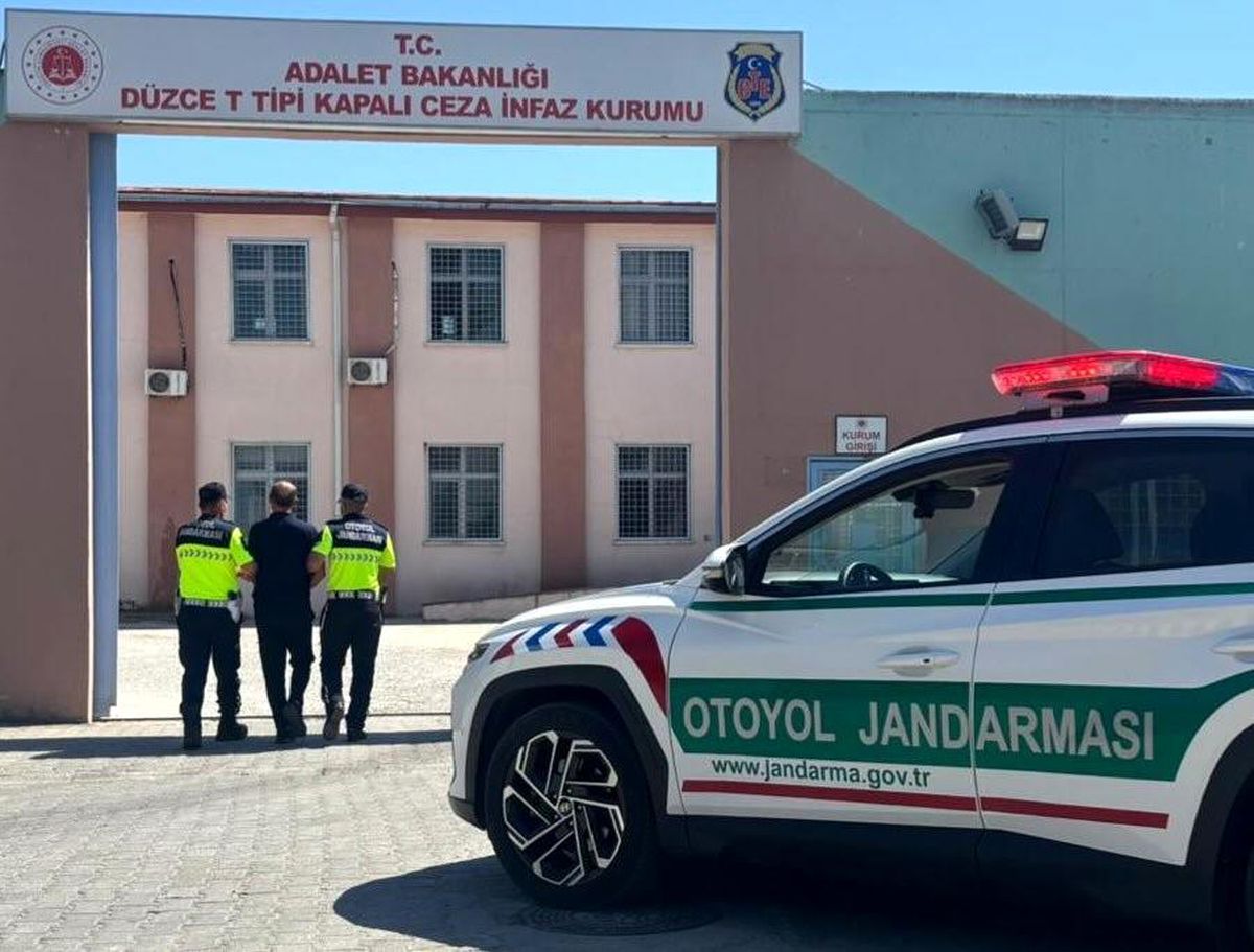 Düzce\'de Güvenlik Denetimleri: 43 Gözaltı