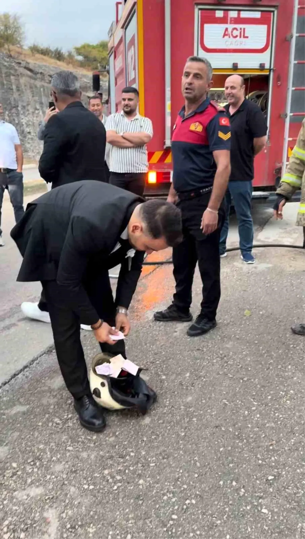 İtfaiye Ekiplerinden Damat İçin Renkli Sürpriz