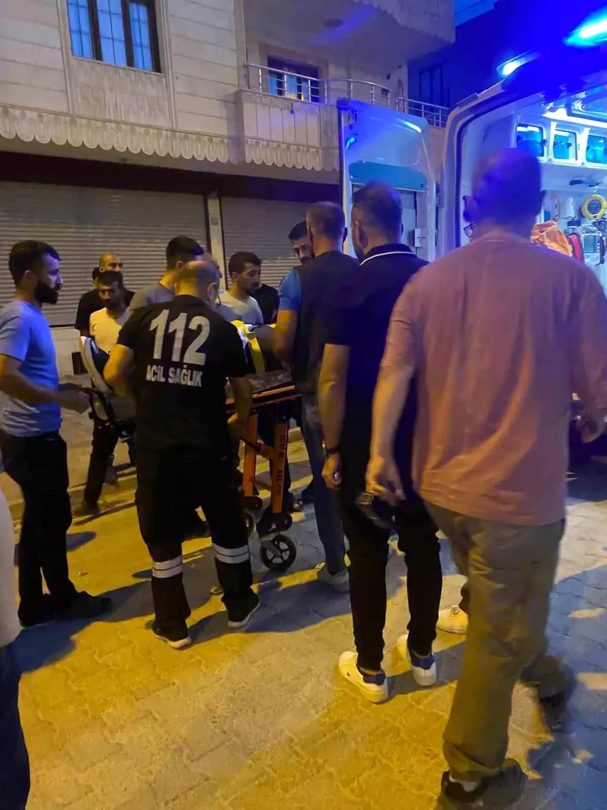 Nusaybin\'de Otomobile Silahlı Saldırı: 1 Yaralı