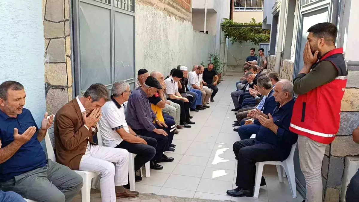 Şehit emniyet müdürü Aydemir\'in acı haberi baba ocağında