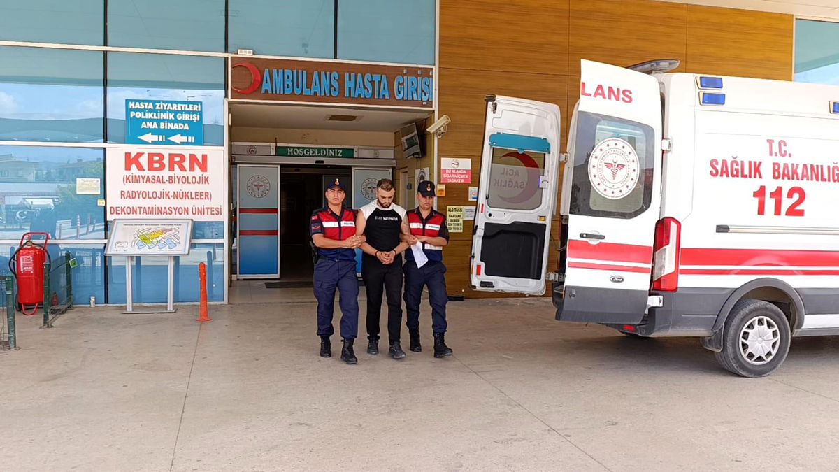İnegöl\'de Uyuşturucu Taciri Suçüstü Yakalandı