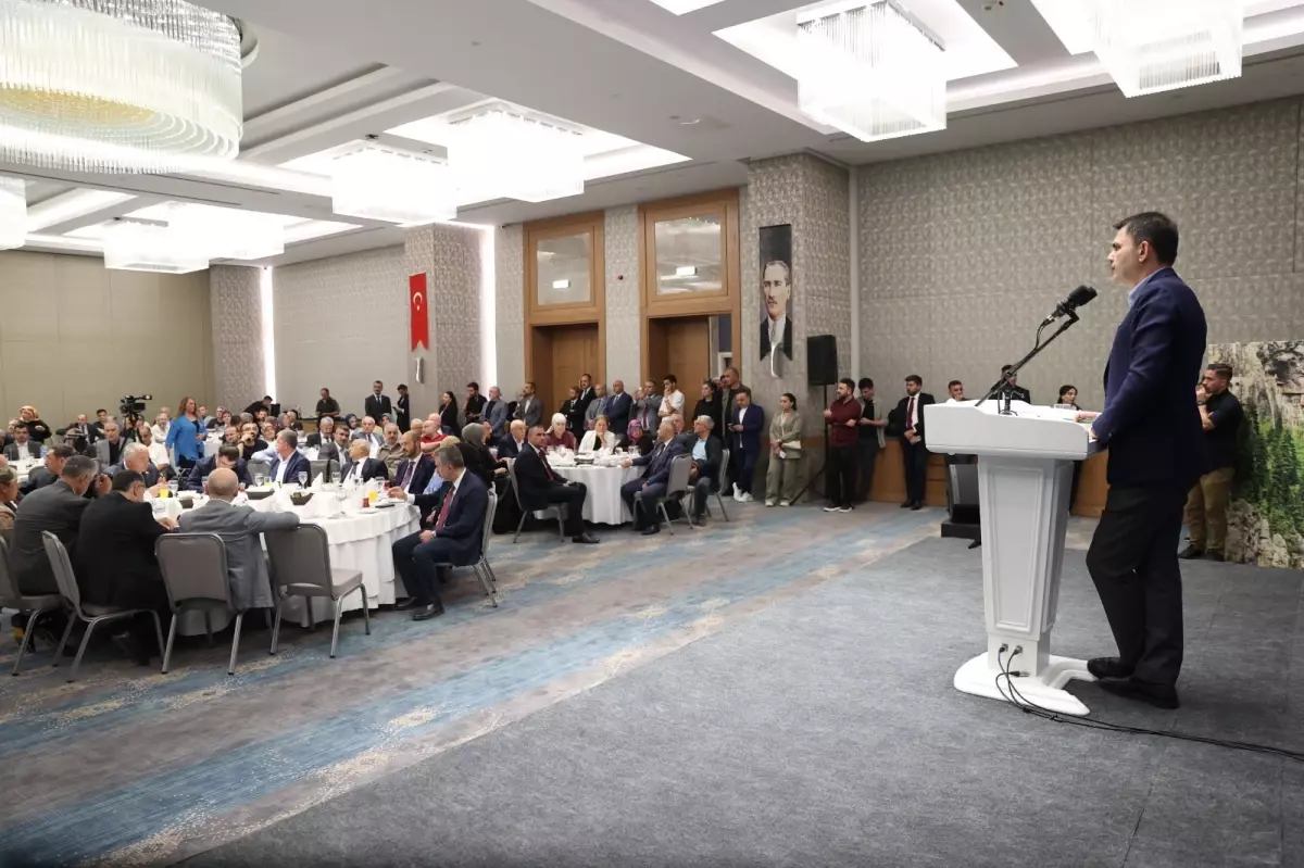 Bakan Kurum, STK\'larla Buluştu