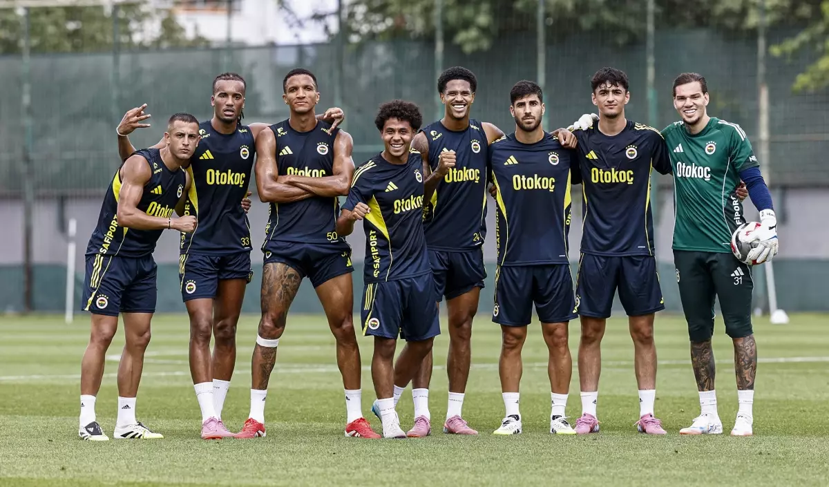Fenerbahçe Trabzonspor Maçına Hazırlanıyor