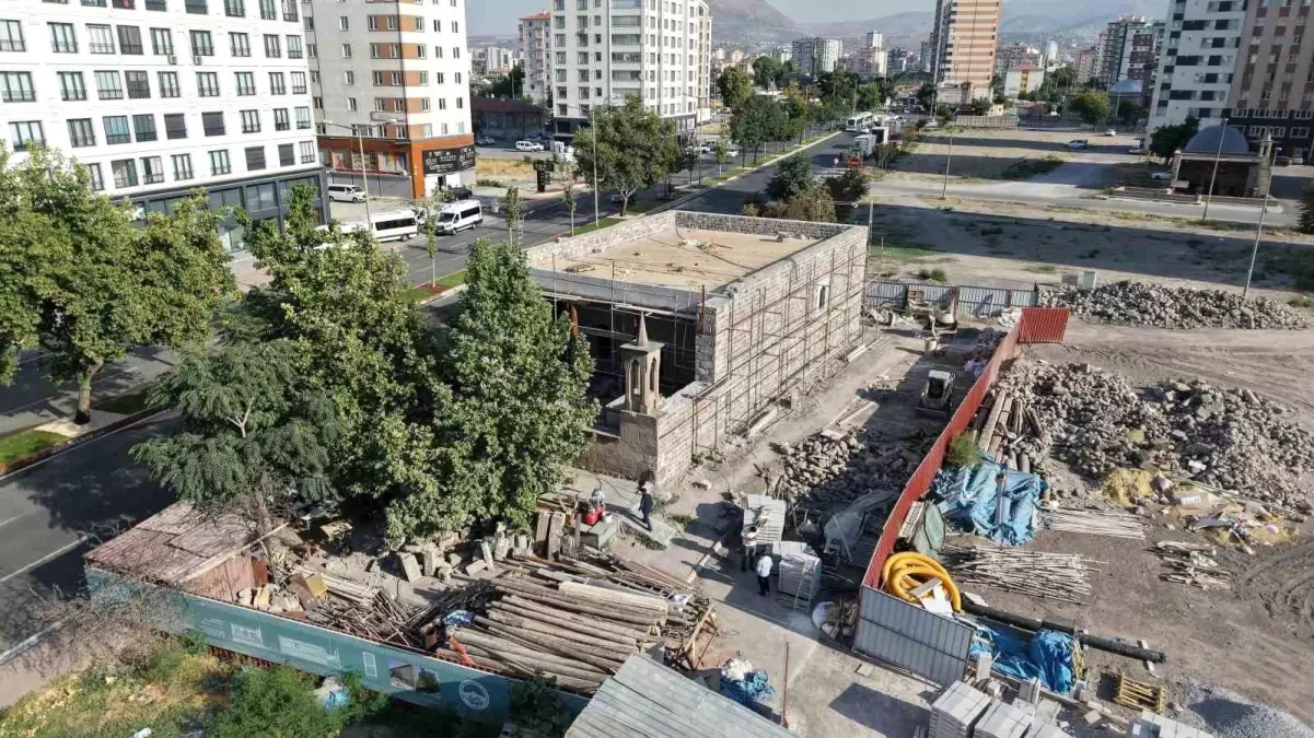 Kayseri\'deki Tasmakıran Camii Restorasyonu Ramazan\'a Yetişecek