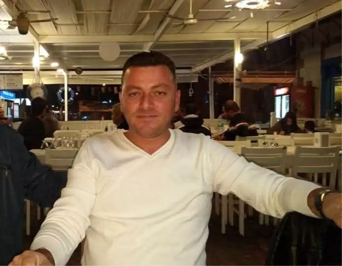 Ayvalık\'ta Trafik Kazası: 1 Ölü, 2 Yaralı