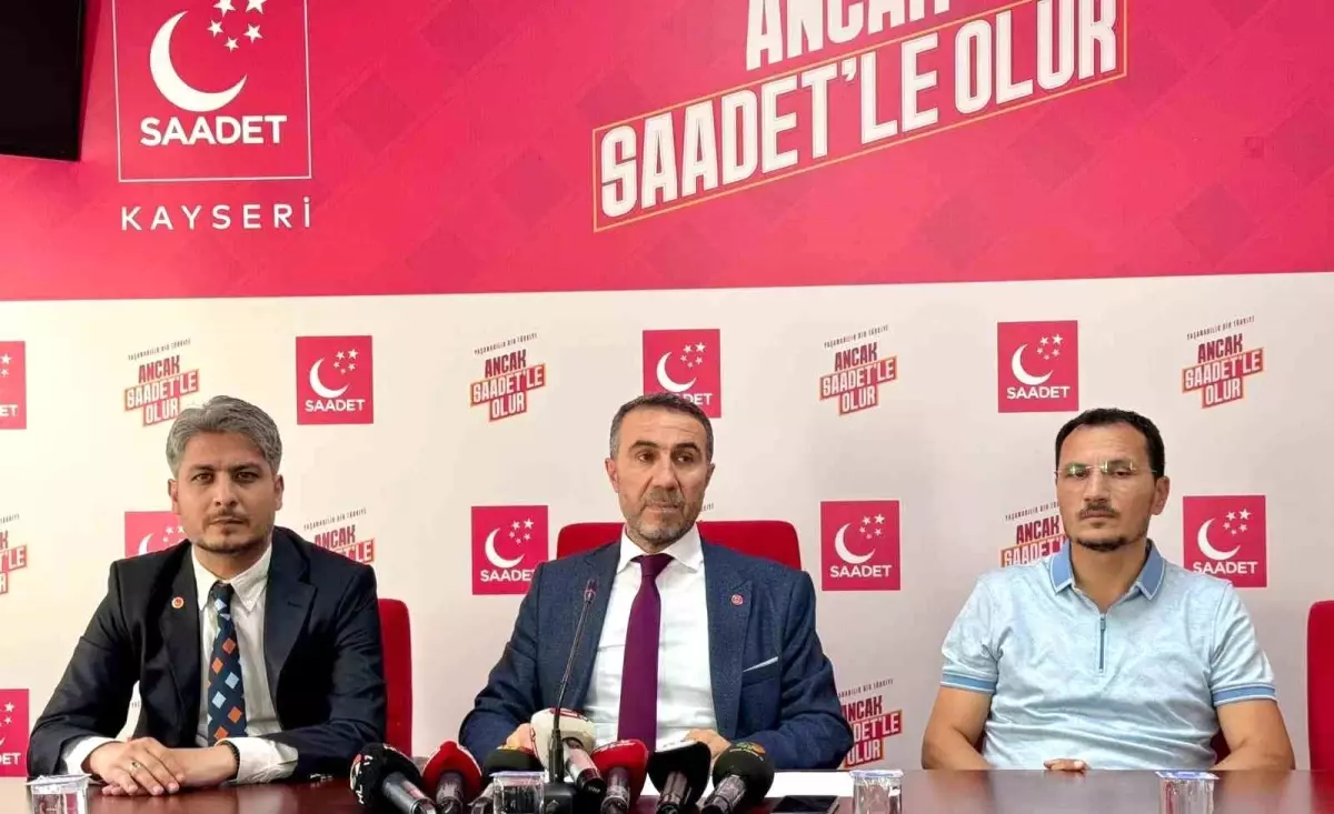 Başkan Altun: "Ailelerin borçla eğitim masraflarını karşılamaya çalışıyor olması milli bir eğitim sorunudur"