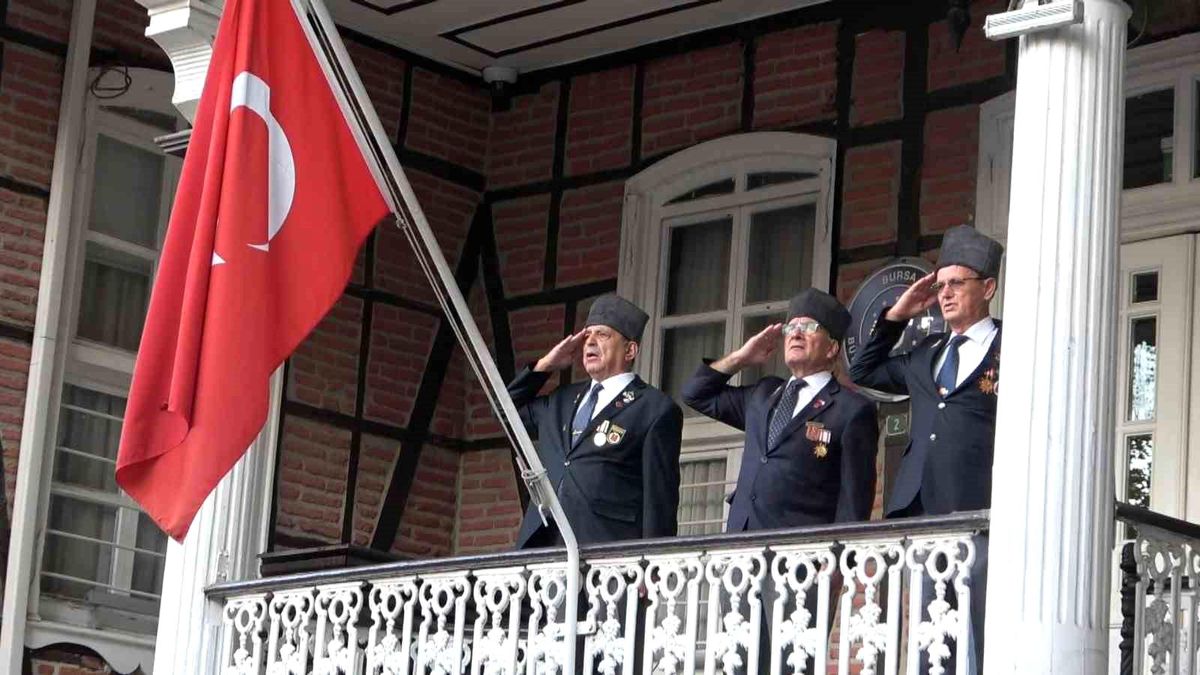 Bursa\'da kurtuluşun 103. yılı coşkusu