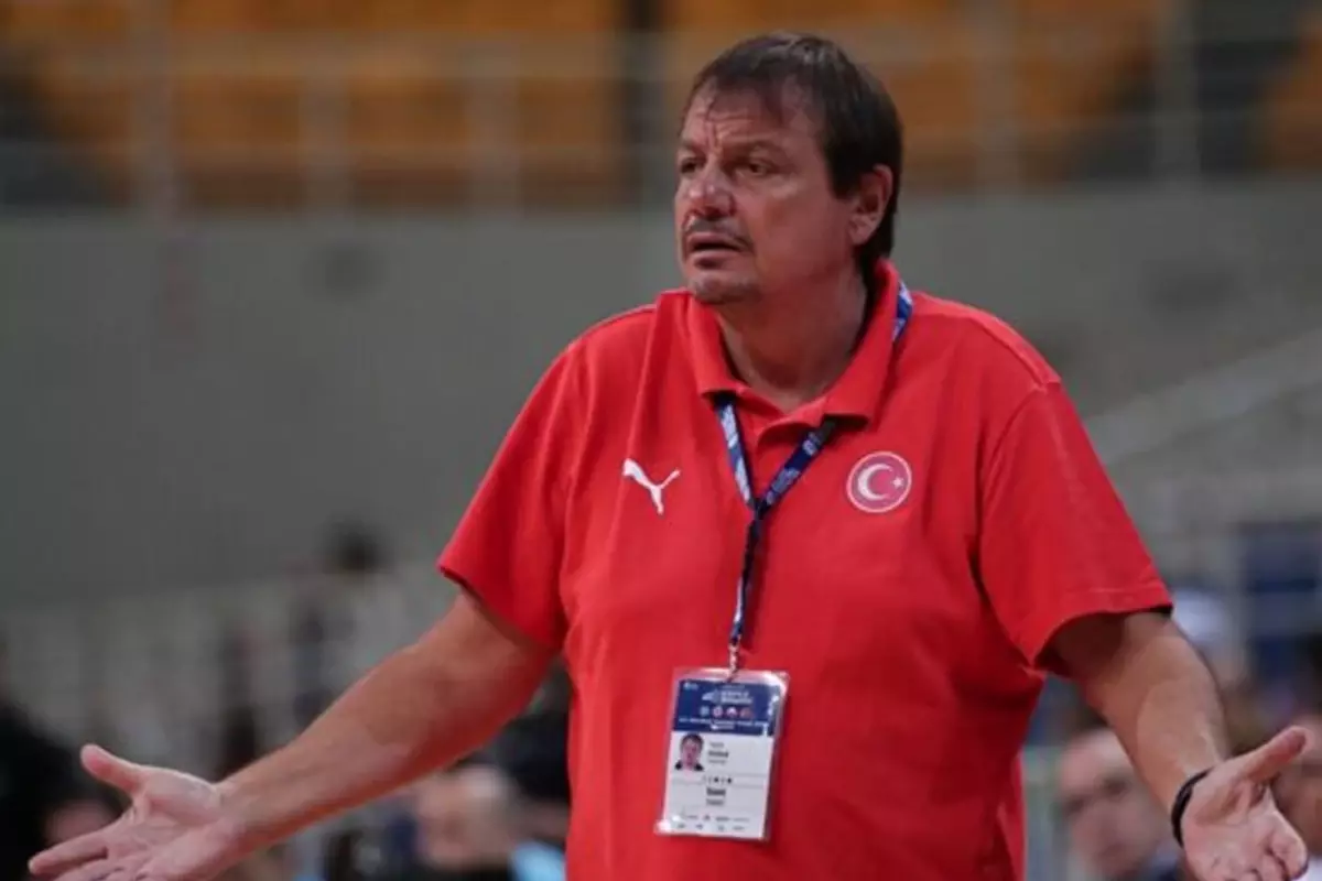 Tek bir noktaya dikkat çekti! Ergin Ataman\'dan görülmemiş çağrı 