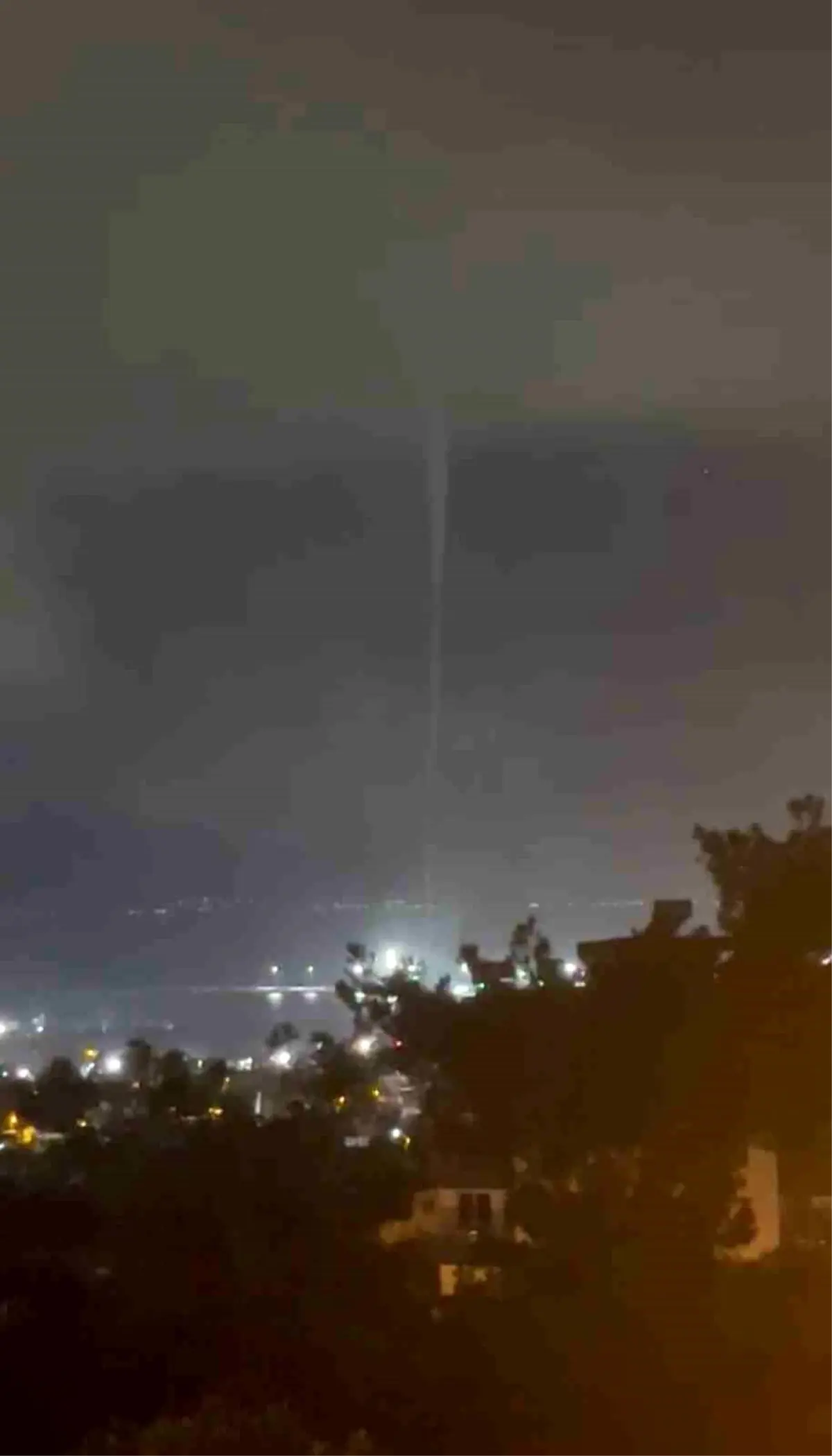 Hatay\'da Gece Hortum Oluştu