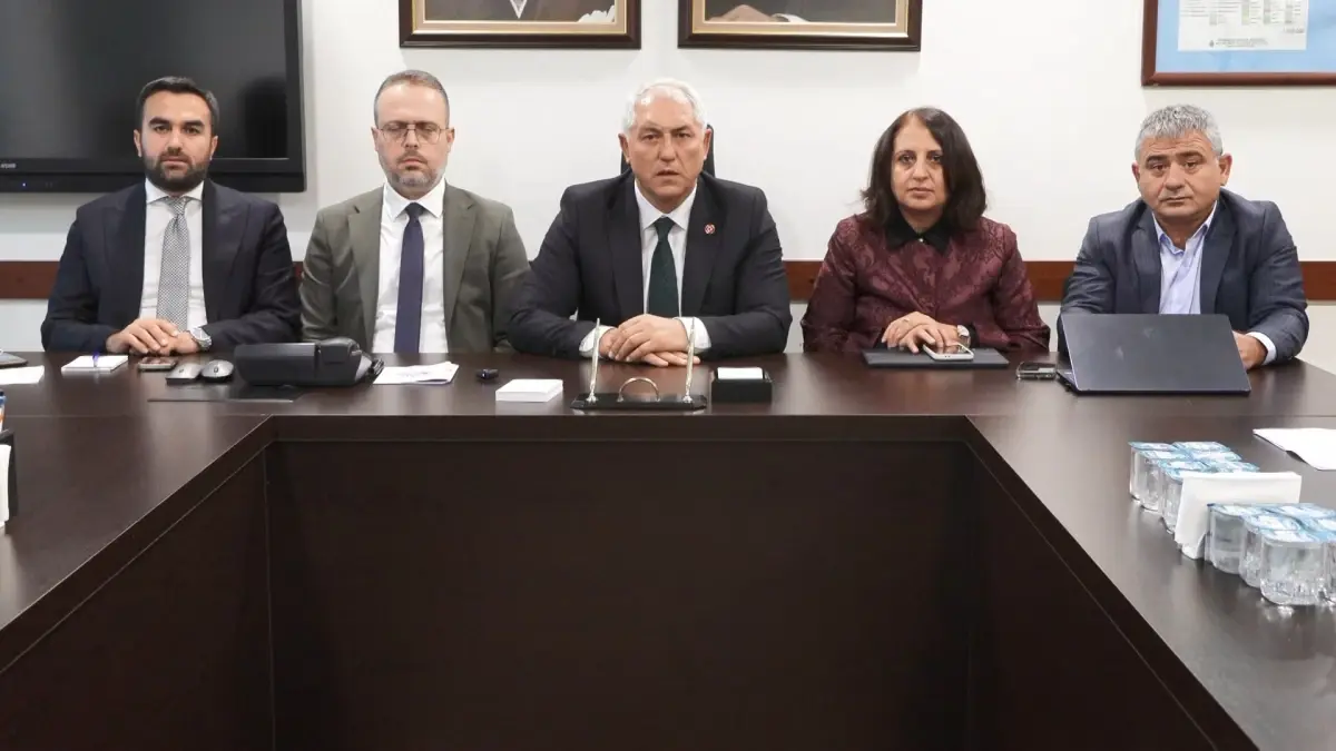 İBB Meclisi\'nde Ulaşım Zammı Tartışmaları