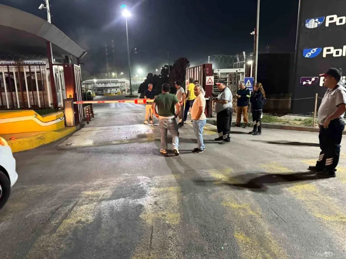 Kocaeli\'de Kimyasal Sızıntı Kontrol Altına Alındı