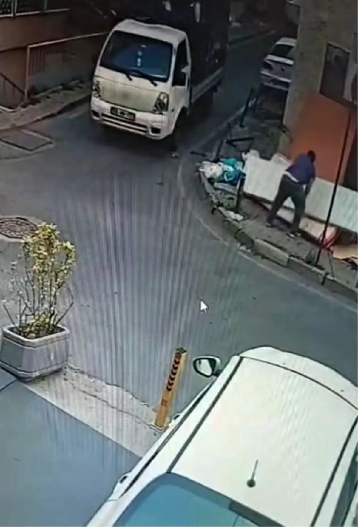 Şişli\'de Atık Eşya Bırakanlara 20 Bin Lira Ceza