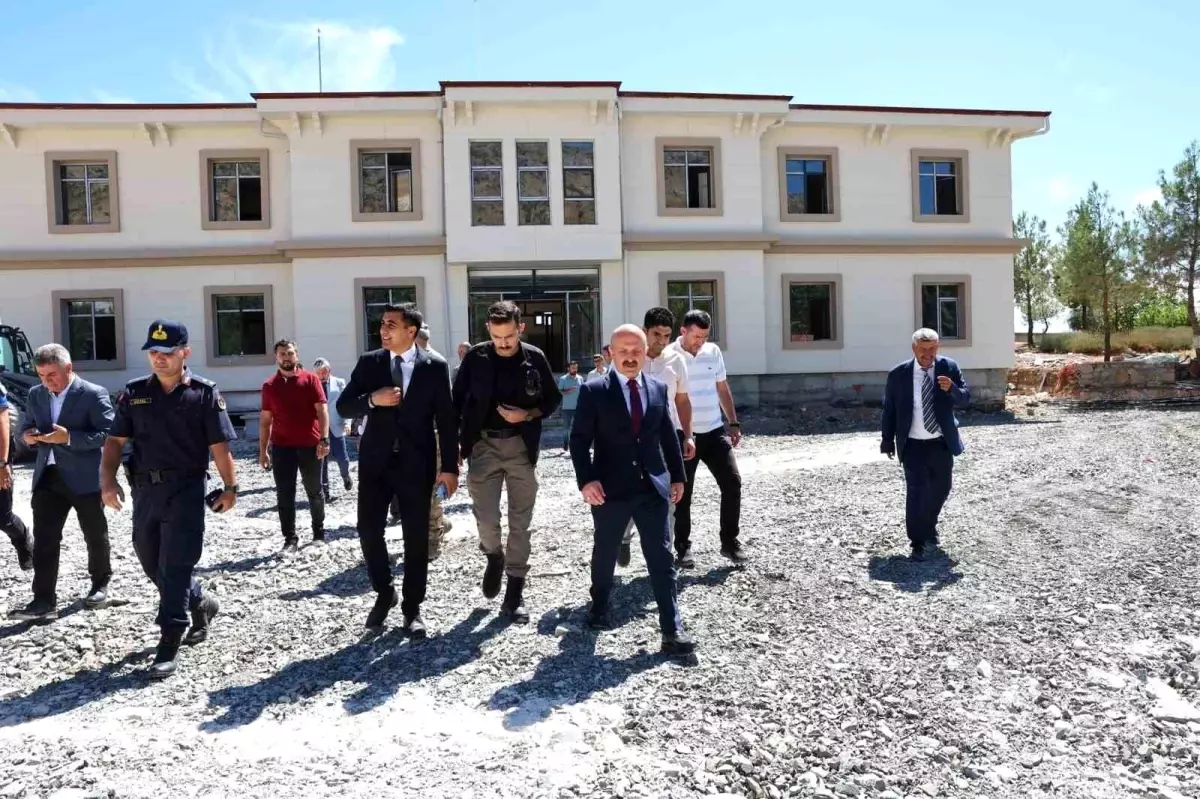 Tut\'ta Yeni Jandarma Binası İnşaatı Tamamlandı