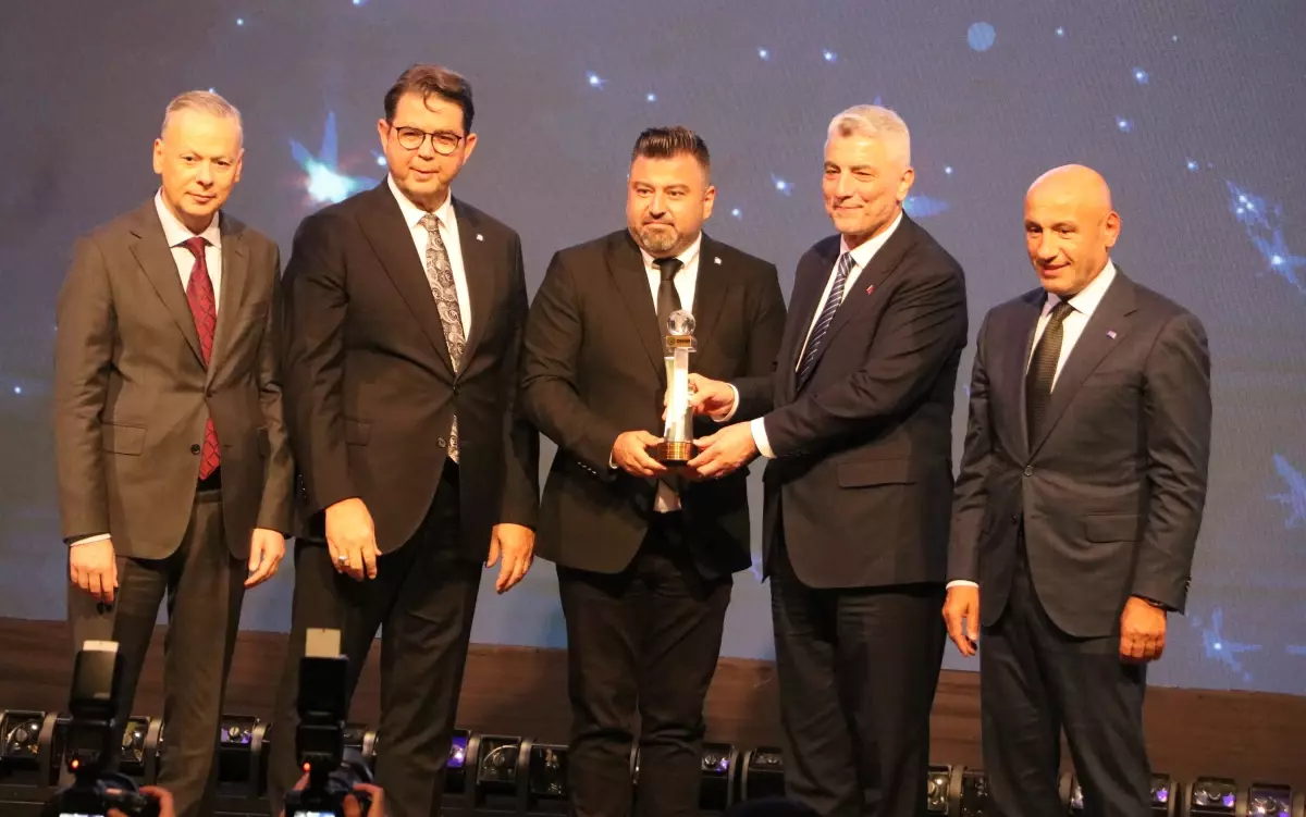 Türkiye Ekonomisi Yüzde 4,8 Büyüdü