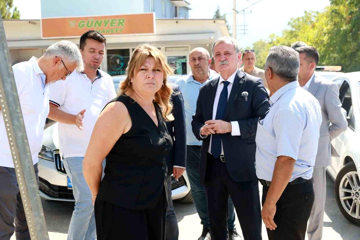 Başkan Semih Balaban, Mareşal Fevzi Çakmak Mahallesi\'ni Ziyaret Etti