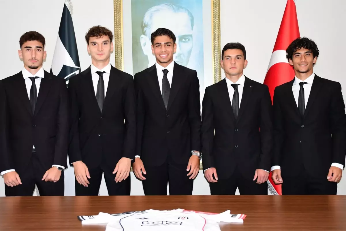 Beşiktaş\'ta 5 imza birden