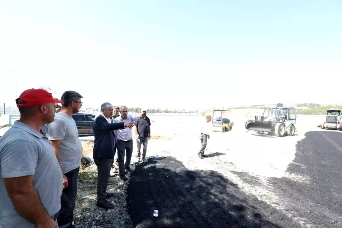 Dilovası\'nda Devlet Hastanesi Otoparkı Genişletiliyor ve Tarihi Sokaklar Sağlıklaştırılıyor