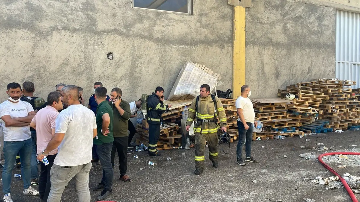 Nusaybin\'de Depo Yangını Kontrol Altına Alındı