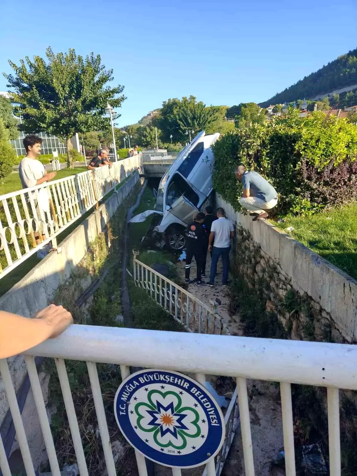 Muğla\'da Trafik Kazası: 2 Yaralı