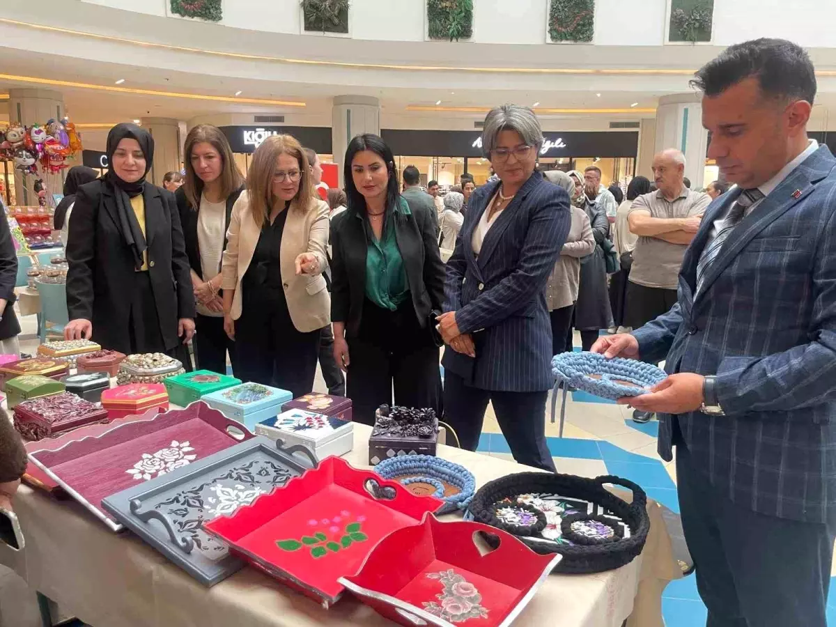 Tatlı Keşifler Projesi Sergisi Düzenlendi