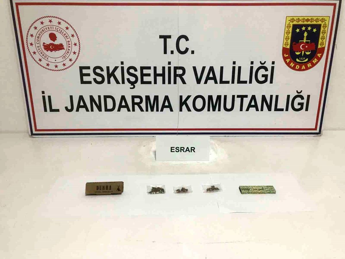 Eskişehir\'de uyuşturucu operasyonu