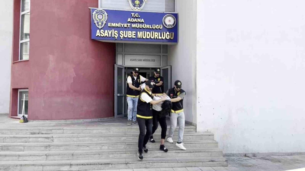 Adana\'da Kuyumcu Soygunu: 3 Milyonluk Altın Çalındı