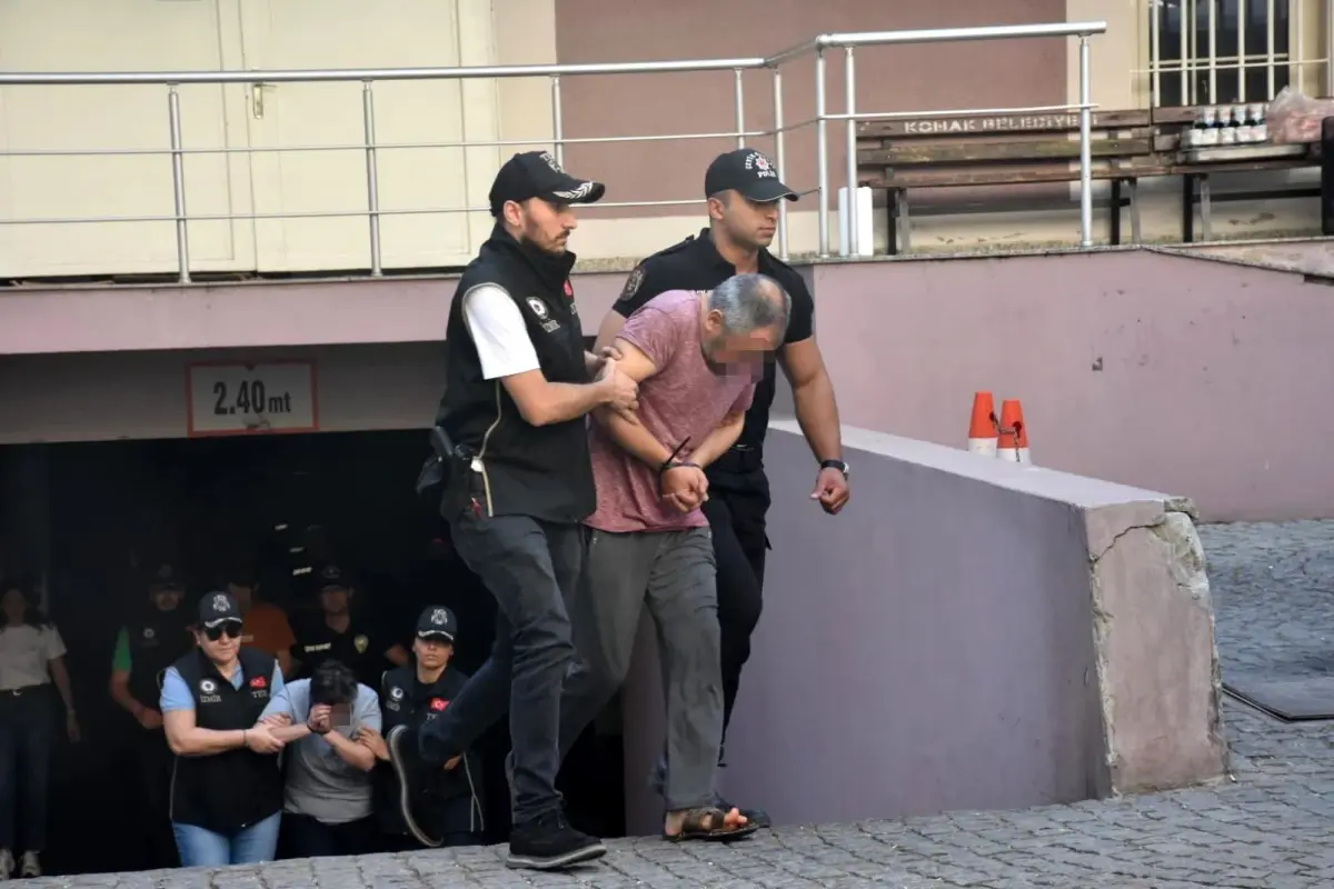 Balçova\'da Polis Merkezine Saldırı: 2 Şehit, 3 Tutuklama