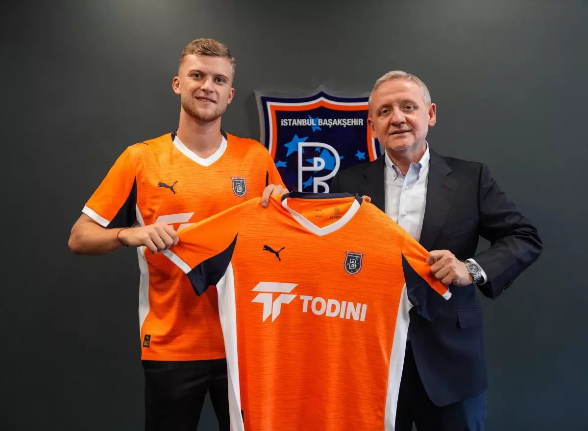 Başakşehir FK, Jakub Kaluzinski\'yi Kadrosuna Katıyor