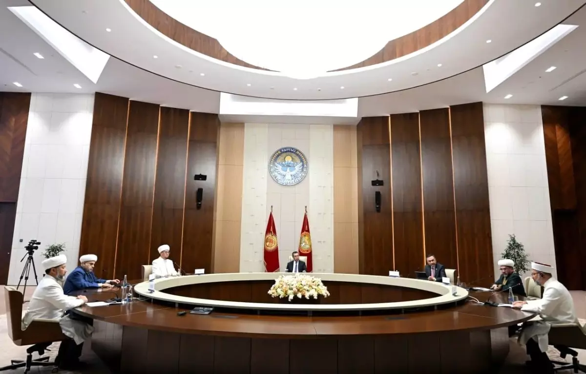 Caparov, Türk Diyanet Başkanları ile Görüştü