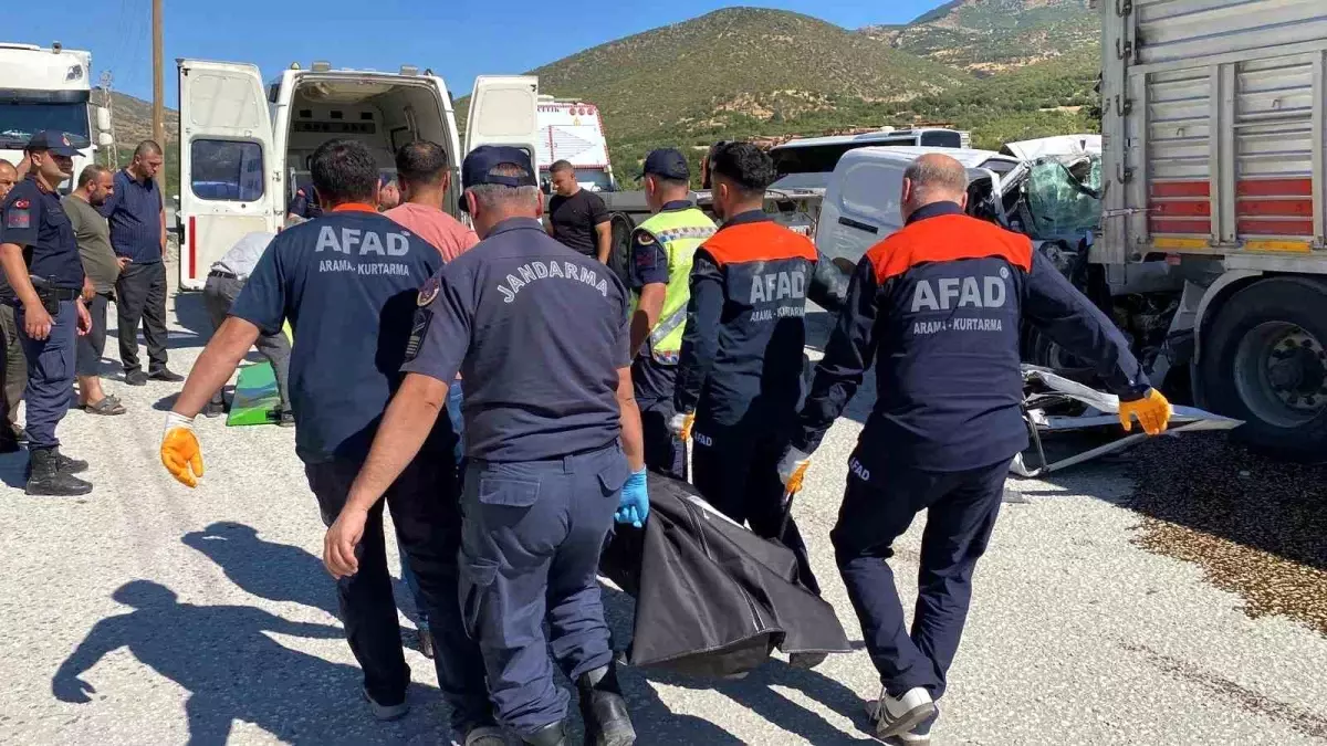 Elazığ\'da Trafik Kazası: Sürücü Hayatını Kaybetti