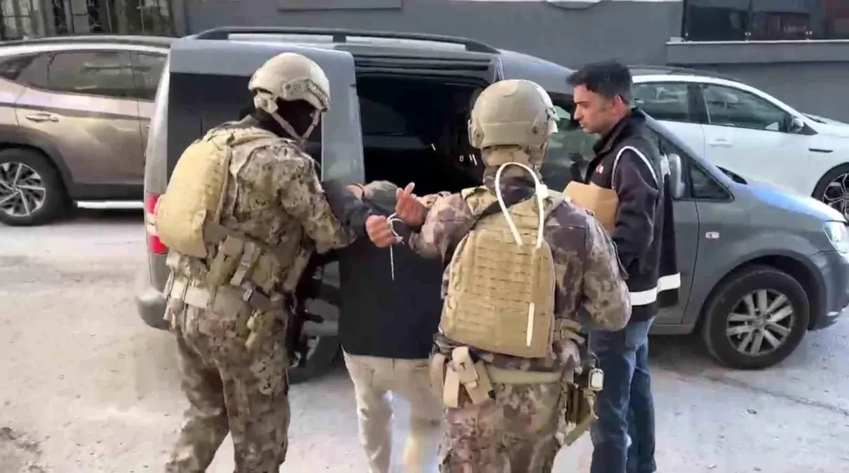 Erzurum\'da Tefecilere Operasyon: 3 Tutuklama