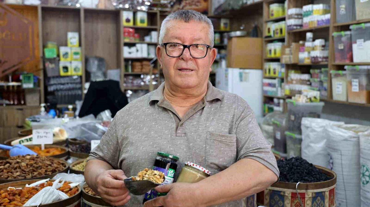 Kış Soğukları Aktarlara Yoğun İlgi Getirdi