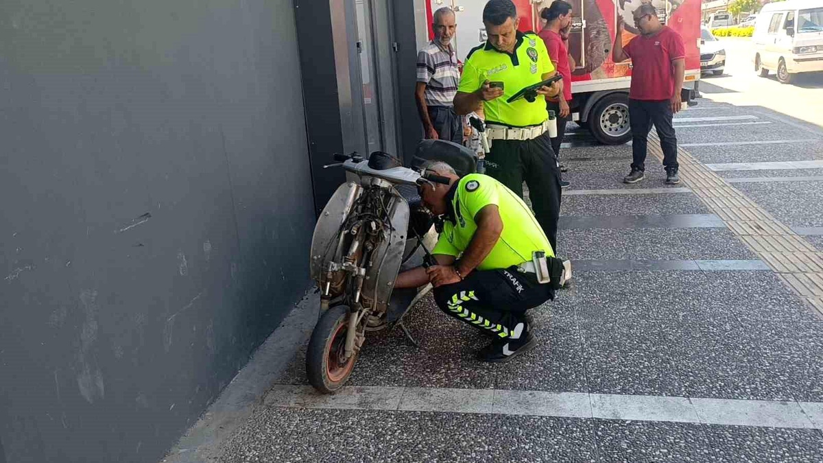 Manavgat\'ta Elektrikli Bisiklet Kazasında Yaralanma