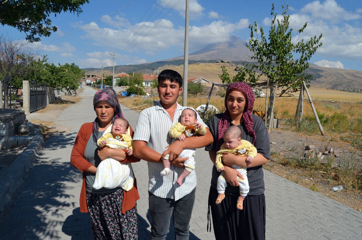 Üçüz Bebekler İçin Yardım Çağrısı