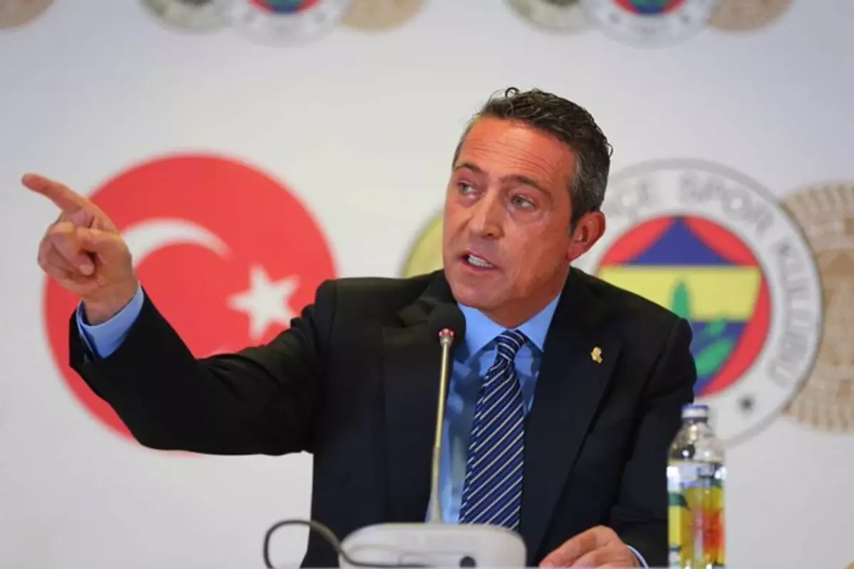 Ali Koç\'tan hakemler için canlı yayında flaş iddia