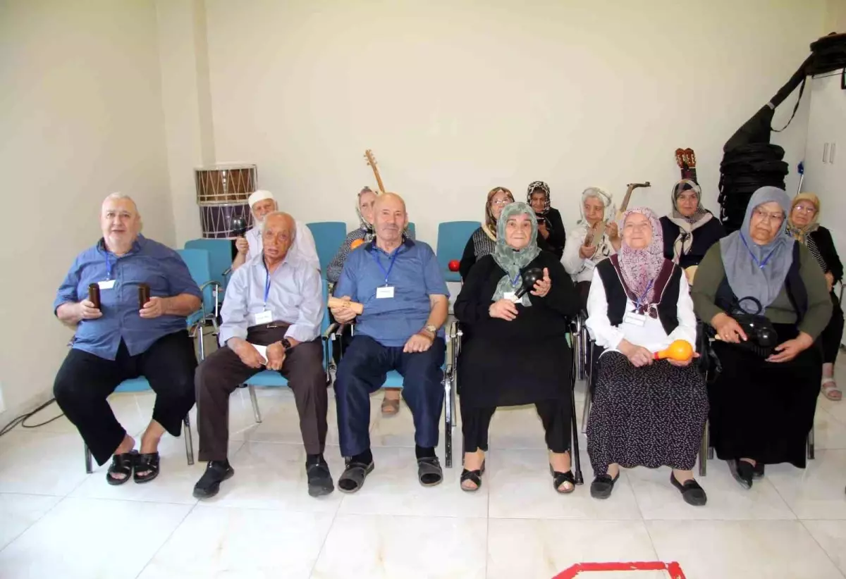 Gaziantep\'te Müzikli Terapi ile Alzheimer ve Demans Hastalarına Destek